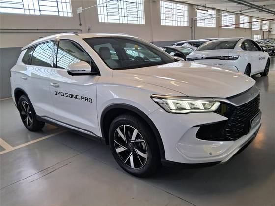 BYD SONG PRO 1.5 DM-I HÍBRIDO GS AUTOMÁTICO BYD SONG PRO 1.5 DM-I HÍBRIDO GS AUTOMÁTICO